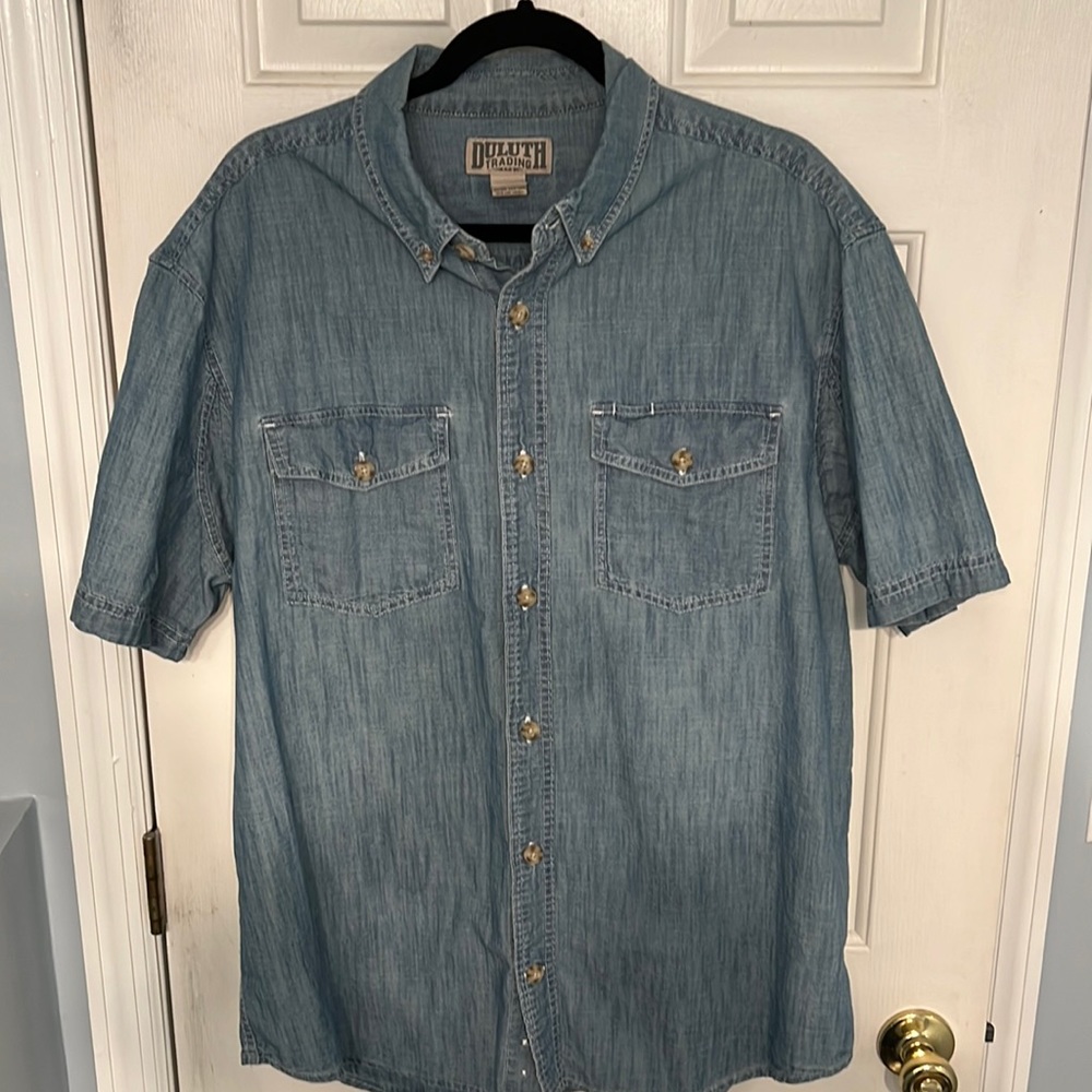 Duluth Trading Company Short Sleeve Button Down Shirt